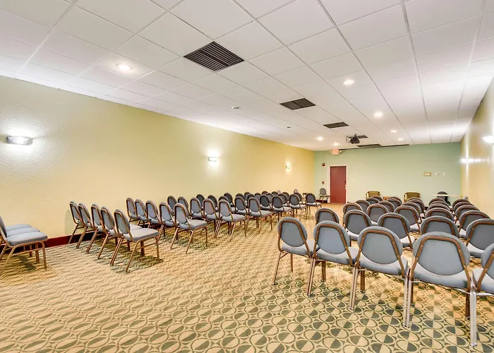 Econo Lodge Busch Gardens Tampa
